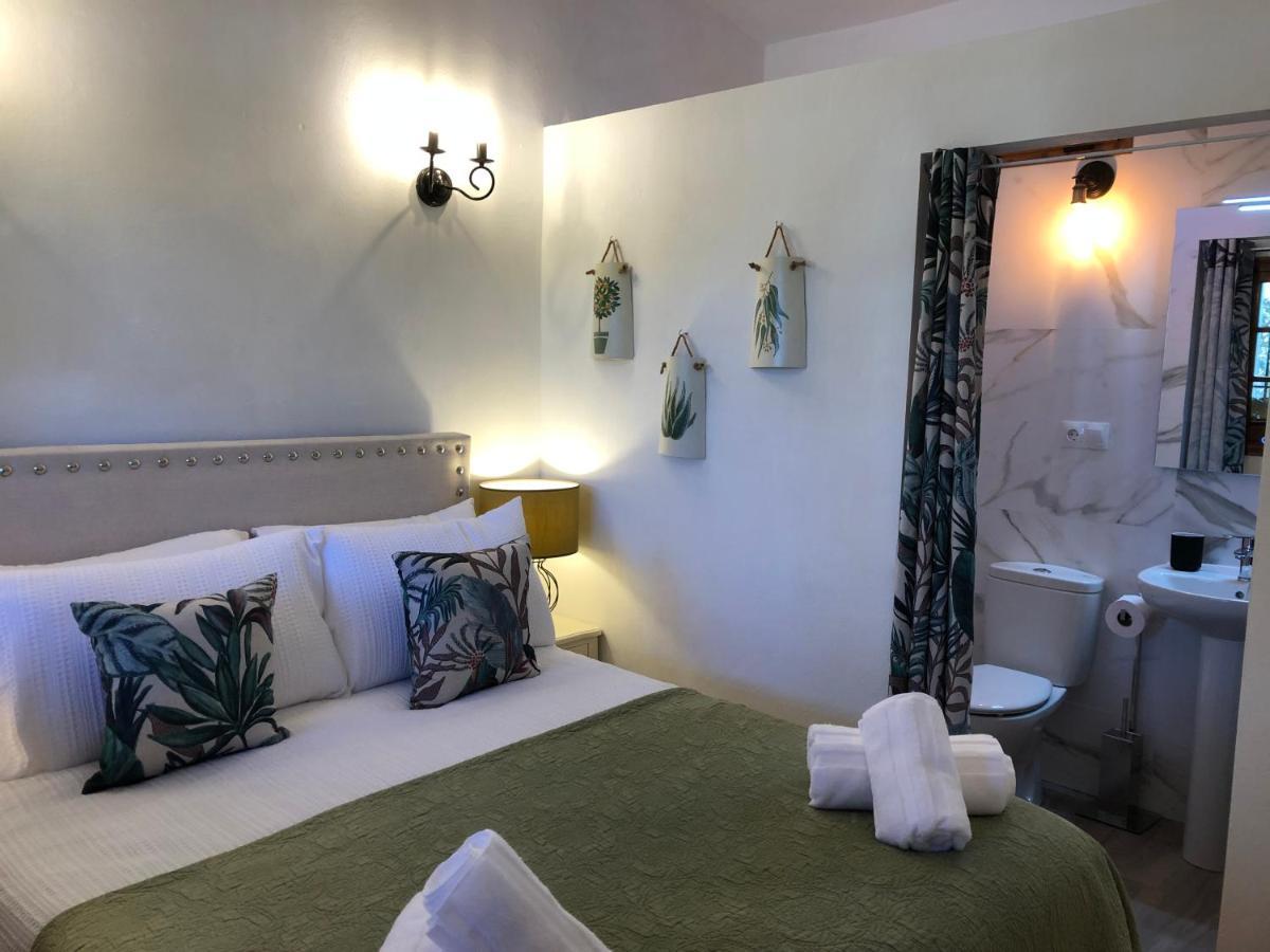 Casa La Alegria 37 Bed and Breakfast Villanueva de Tapia Εξωτερικό φωτογραφία