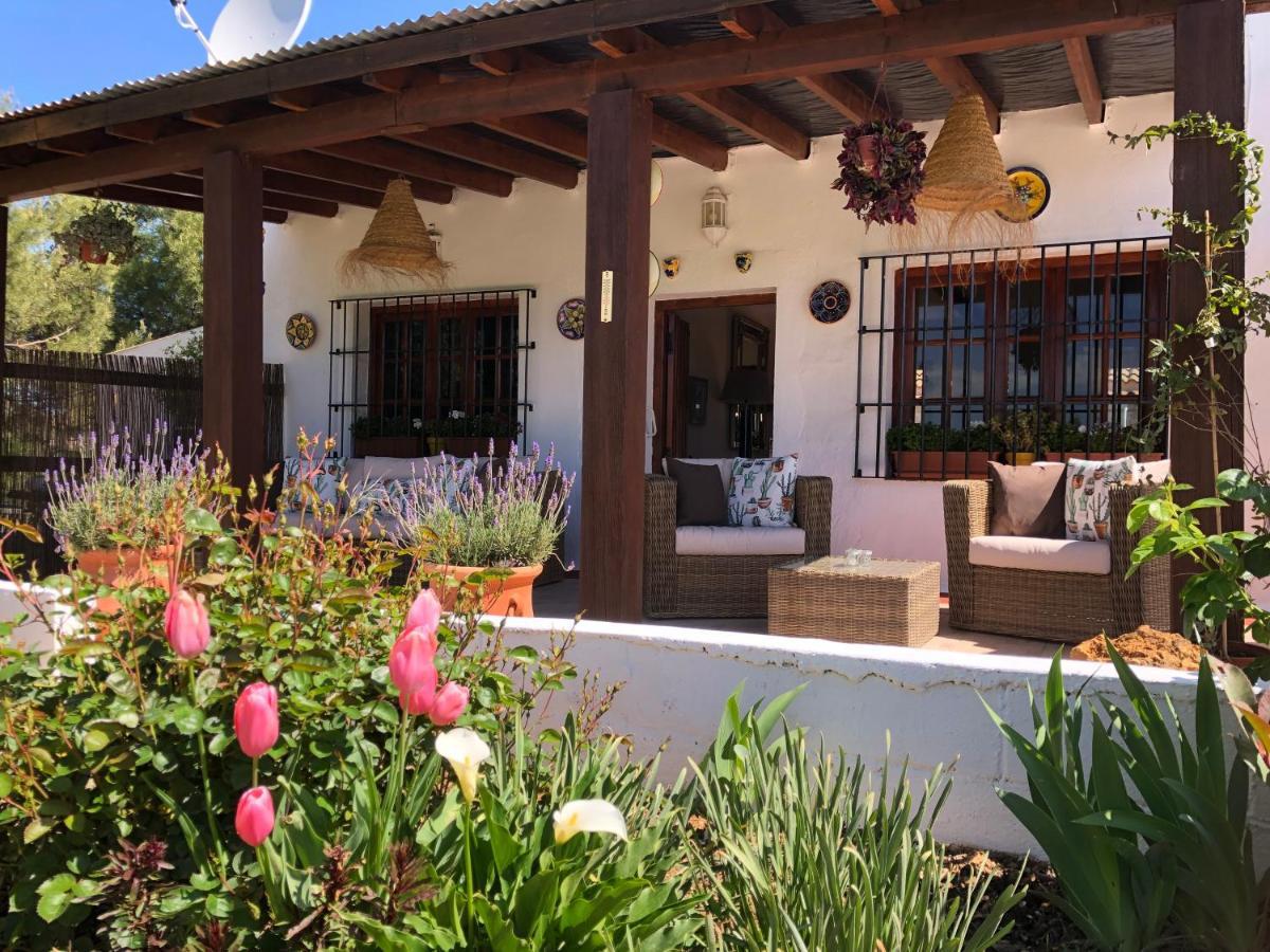 Casa La Alegria 37 Bed and Breakfast Villanueva de Tapia Εξωτερικό φωτογραφία